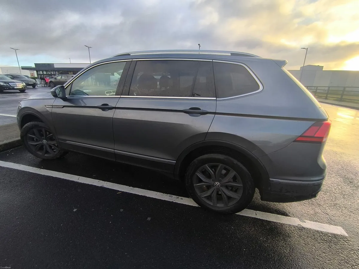 Volkswagen all space - Image 1