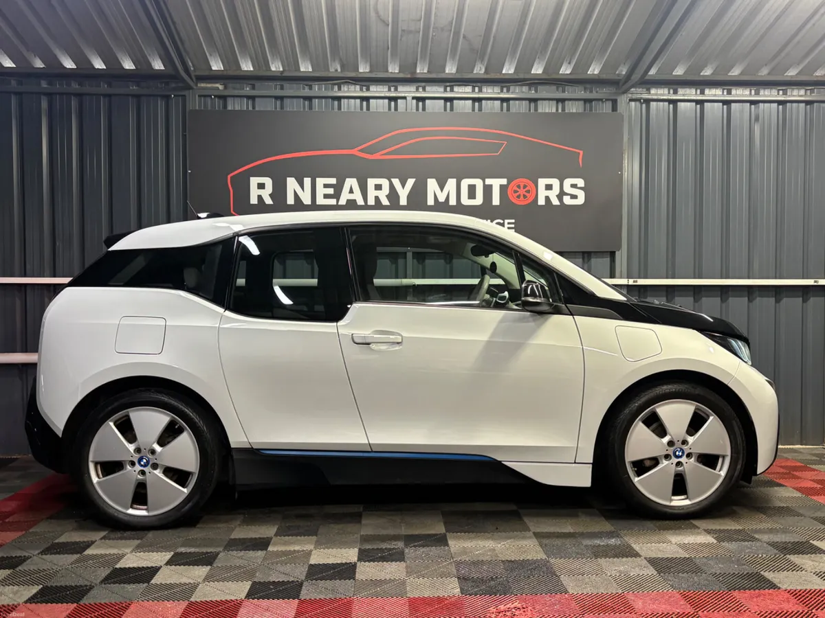 2017 BMW i3 Range-Extender Hybrid Automatic - Image 4