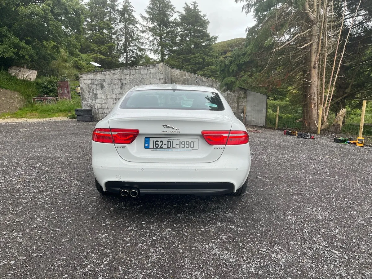 Jaguar XE R-Sport - Image 4