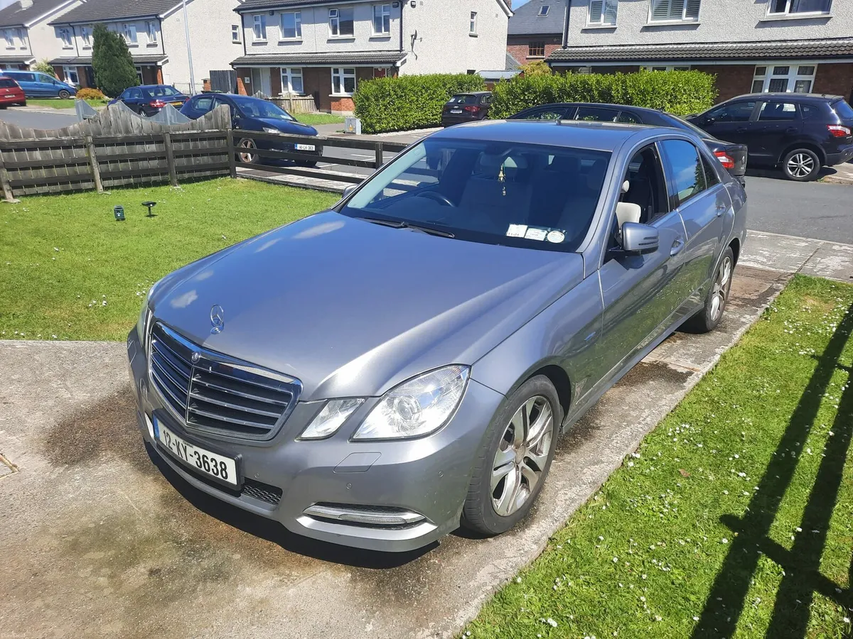 Mercedes Benz E220cdi BlueEfficiency - Image 2