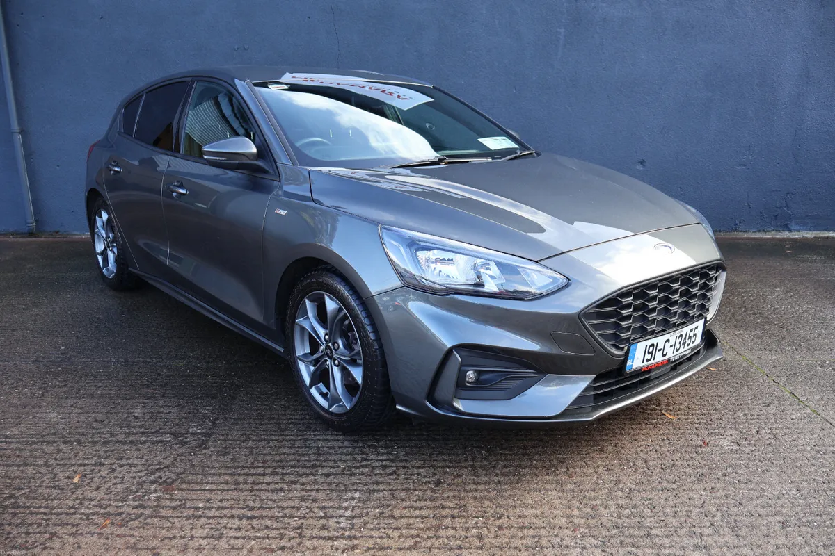 Ford Focus ST LINE Low Mileage Exceptional! - Image 3