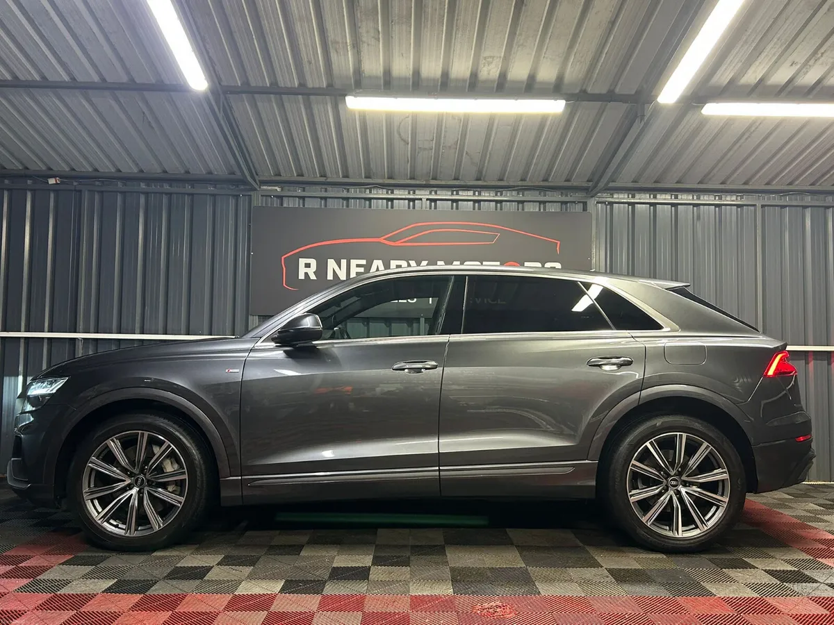 2021 212 Audi Q8 3.0TFSI e 55 S-Line Automatic - Image 4