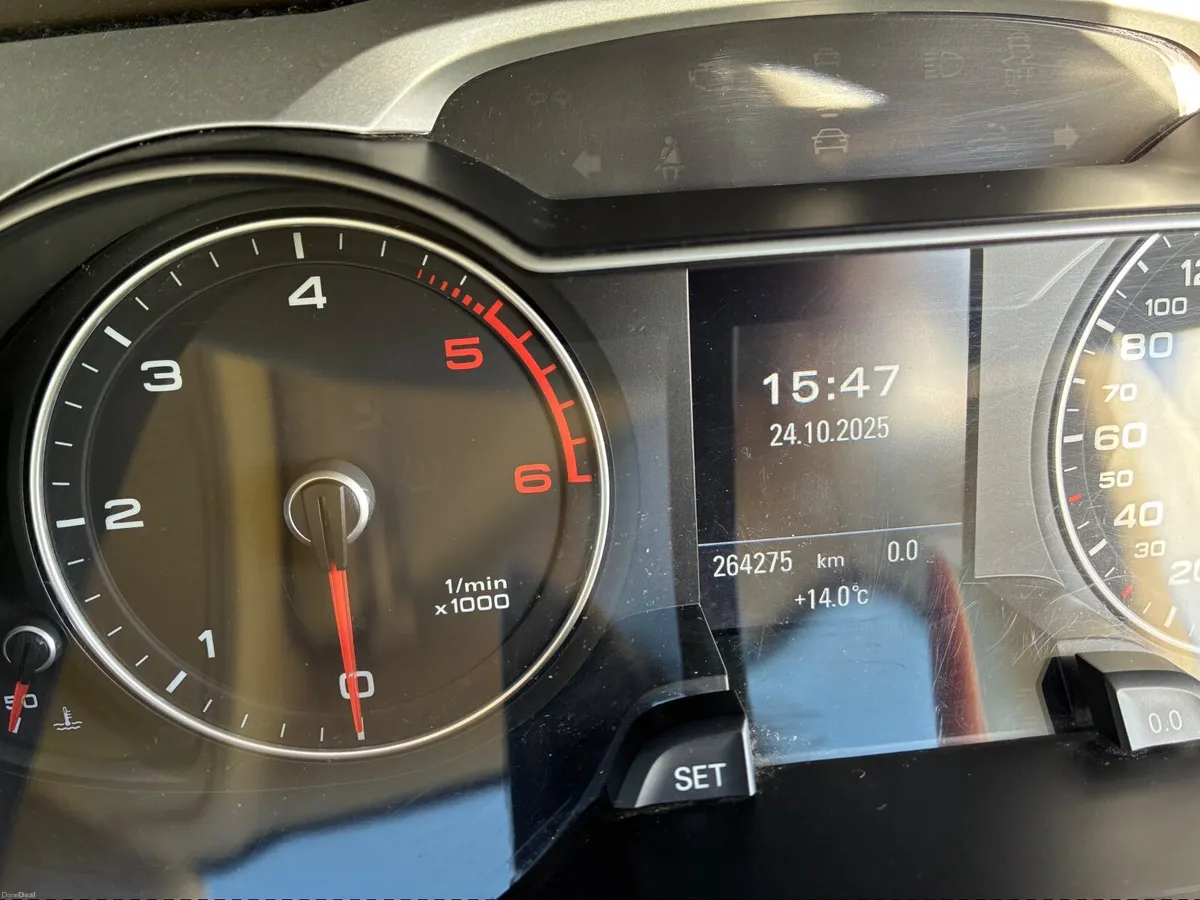 Audi A4 2015 - Image 2