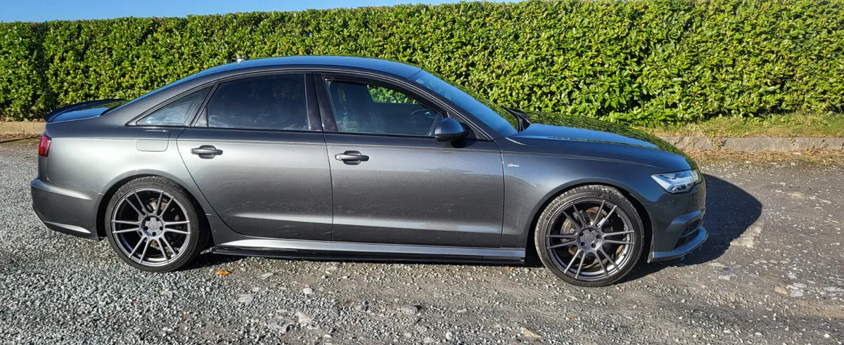 Facelift Audi A6 2014 s.line full spec - Image 2