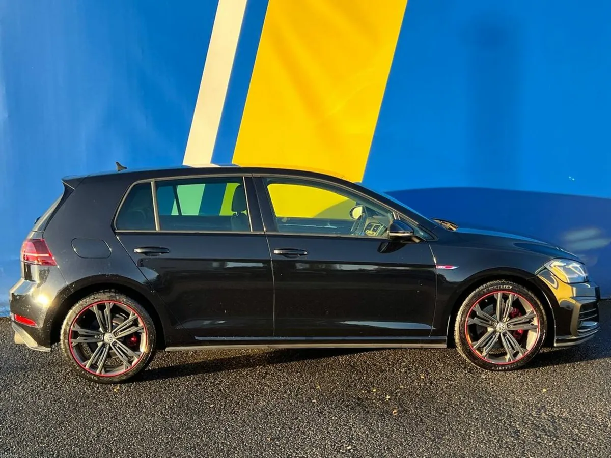 Volkswagen Golf GTI 2.0 TSI AUTO // FULL SERVICE H - Image 2