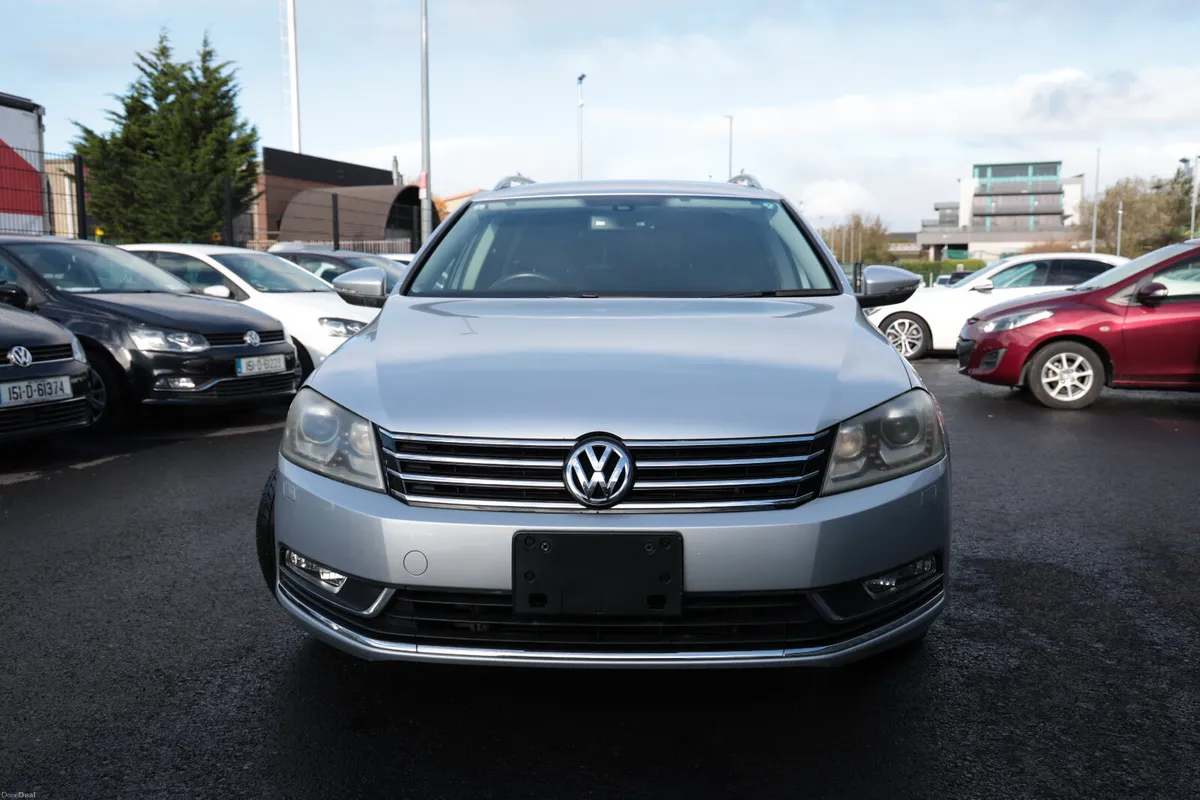 VOLKSWAGON PASSAT 2013 SILVER - Image 1
