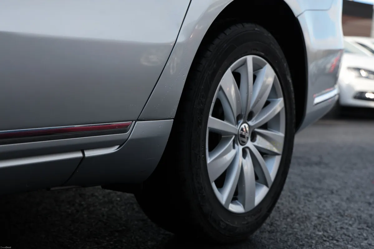 Volkswagen Passat Estate 2013 1.4 Silver - New NCT - Image 5