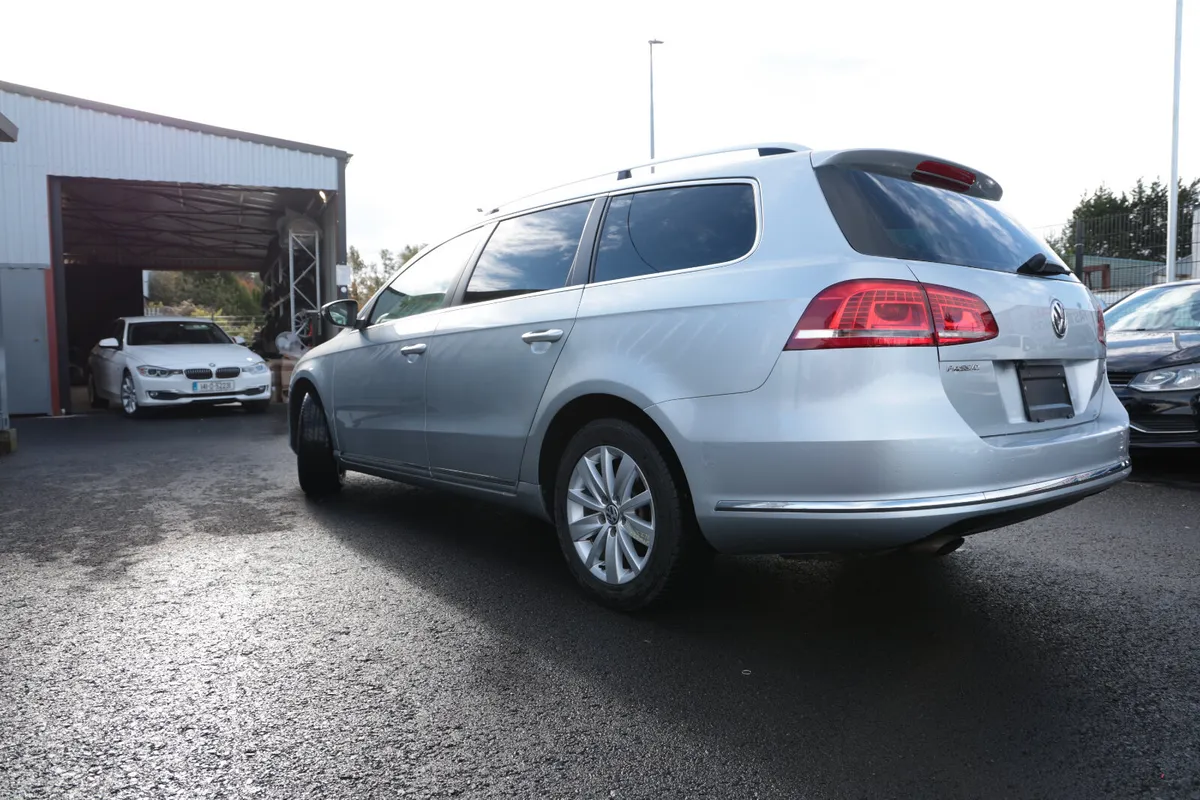 VOLKSWAGON PASSAT 2013 SILVER - Image 4