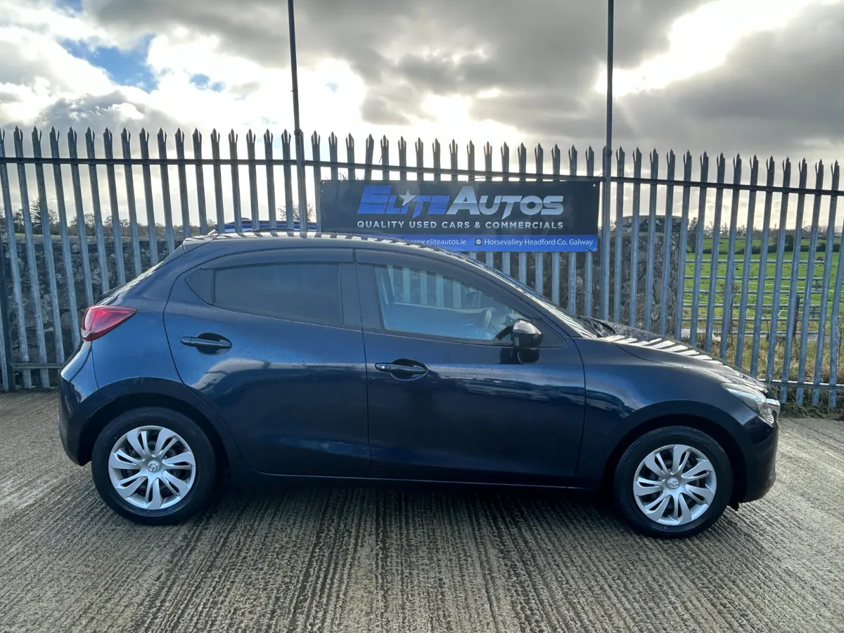 Mazda Demio Skyactive 1.3 Automatic 2015 - Image 2