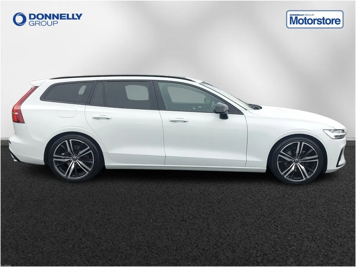 Volvo V60 Diesel Sportswagon R DESIGN Pro - Image 3