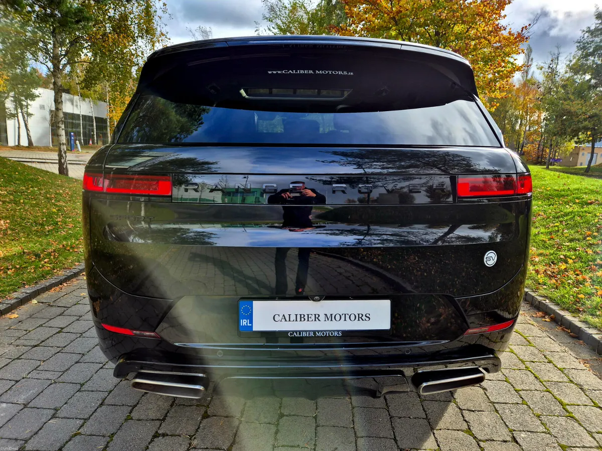 RANGE ROVER SPORT P550e AUTOBIOGRAPHY - Image 5