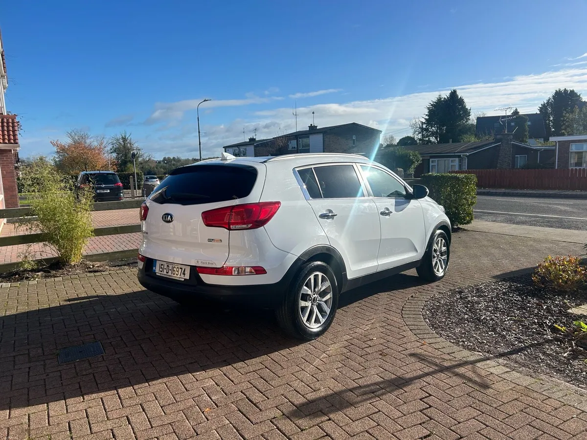 Kia sportage 1.7 crdi 2015 (NCTd 02/27) - Image 3