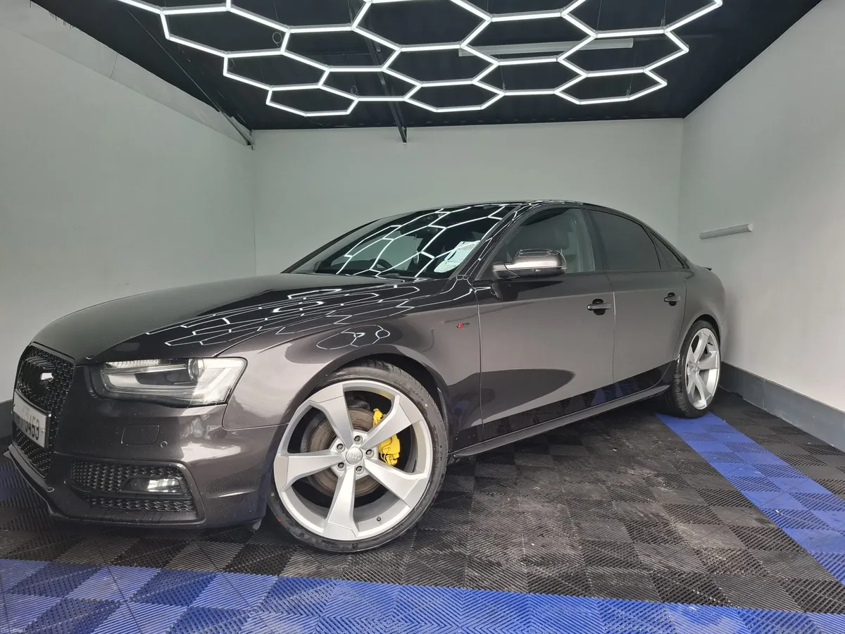 2014  Audi A4 Sline black edition - Image 4