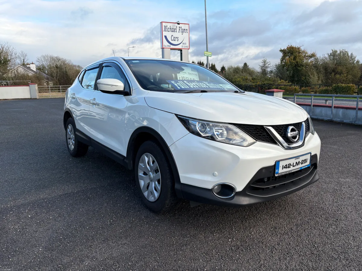 Nissan Qashqai 1.5DCi Acenta white FSH 142 - Image 3