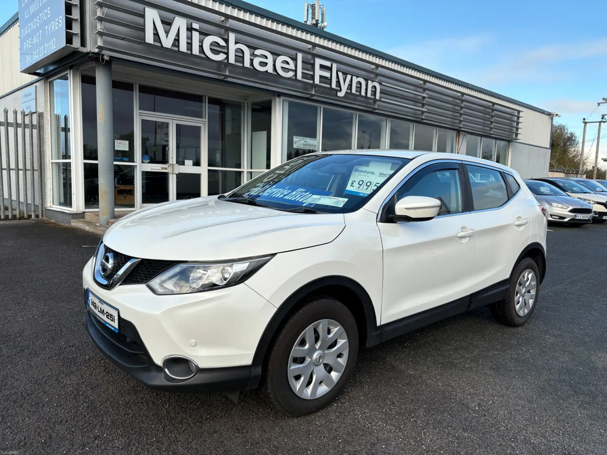 Nissan Qashqai 1.5DCi Acenta white FSH 142 - Image 2