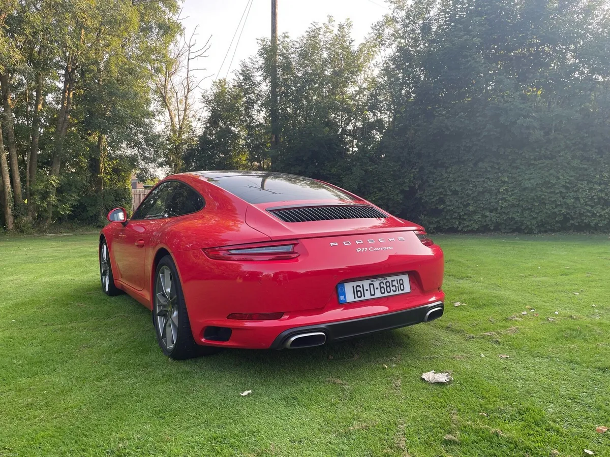 Porsche 911 2016 Immaculate - Image 3
