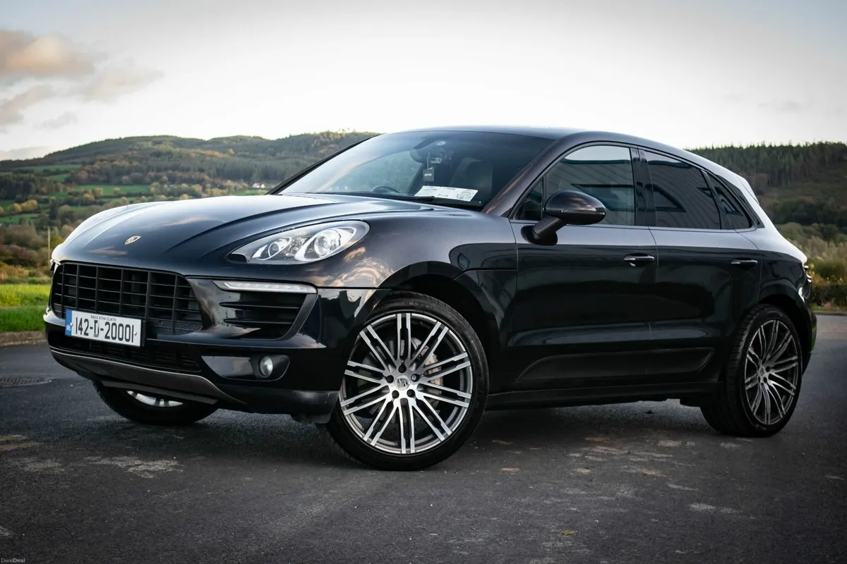 2014 Porsche Macan S 3.0  Top Spec ! Low Mileage - Image 3