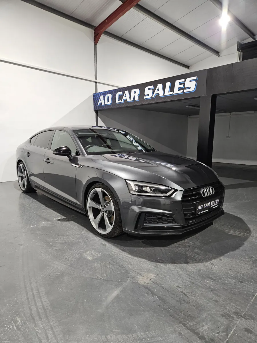 Audi A5 2019 192 2.0 tdi black edition - Image 2