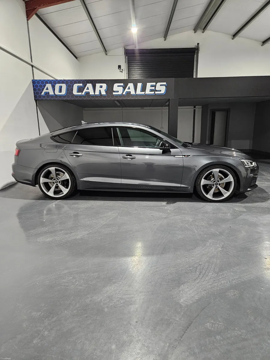 Audi A5 2019 192 2.0 tdi black edition - Image 4