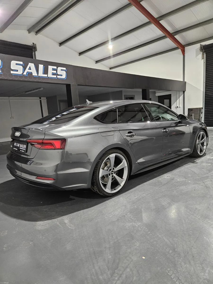 Audi A5 2019 192 2.0 tdi black edition - Image 5