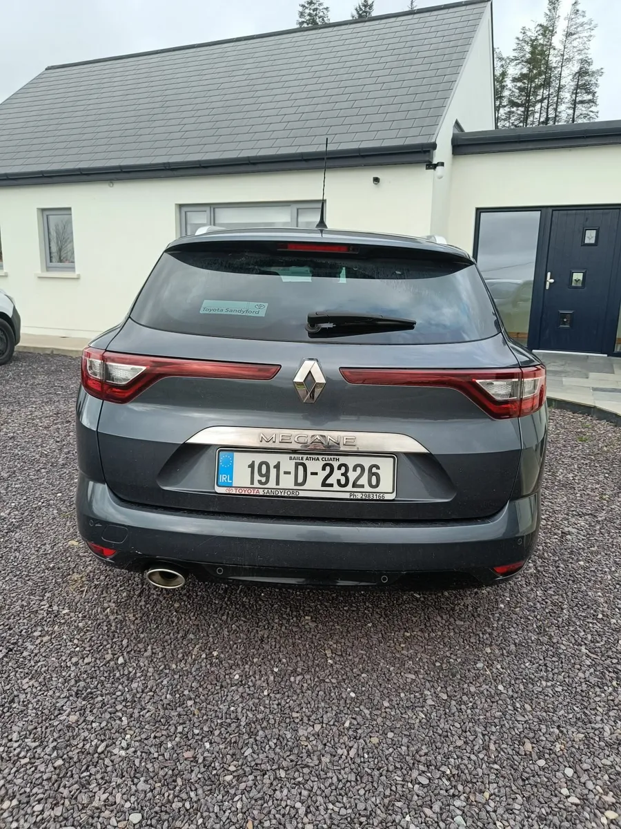 Renault Megane 2019 - Image 2