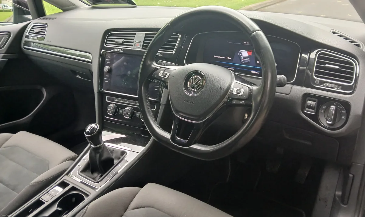 Volkswagen Golf 2017 *HIGHLINE MK 7.5* 1.0 5dr - Image 4
