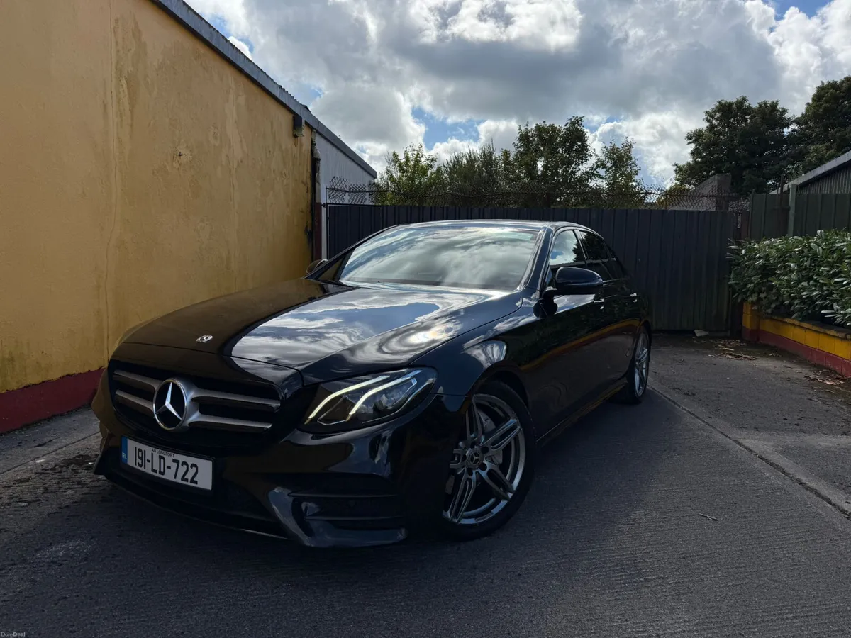 2019 MERCEDES BENZ E220 D AMG LINE 4DR AUTO - Image 1