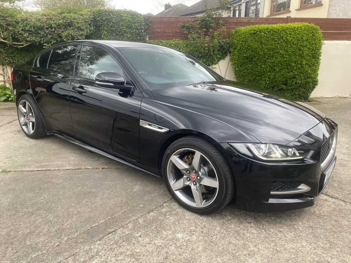 Jaguar XE 2.0d R sport 180 LOW MILEAGE - Image 4