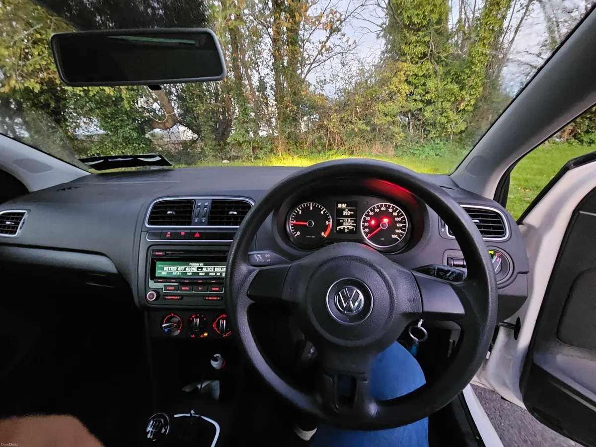 Volkswagen Polo 2012 - Image 4