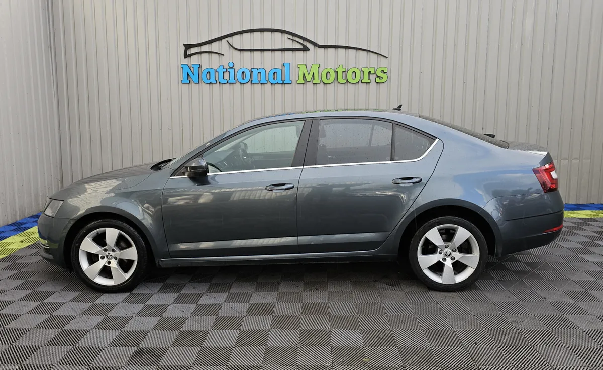 2017 Skoda Octavia STYLE 1.6TDI - Image 3