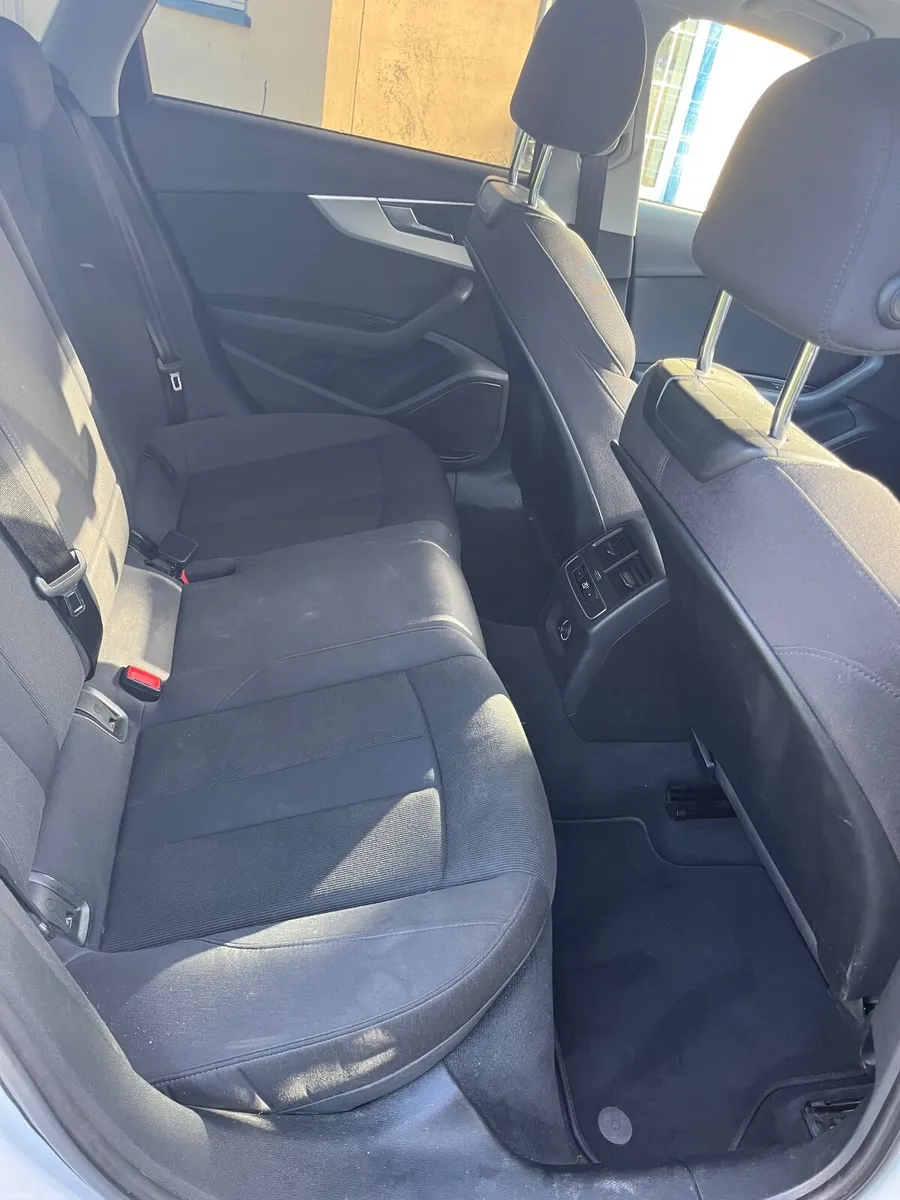 Audi A4 SE Ultra Sport 2.0L TDI 5DR - Image 4