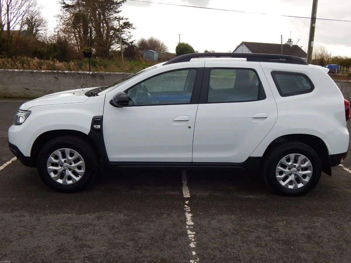 2022 Dacia Duster Comfort 4X4 Tax & Test 02/28 - Image 5