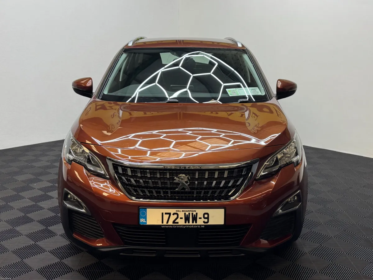 2017 Peugeot 3008 low km (warranty) - Image 4