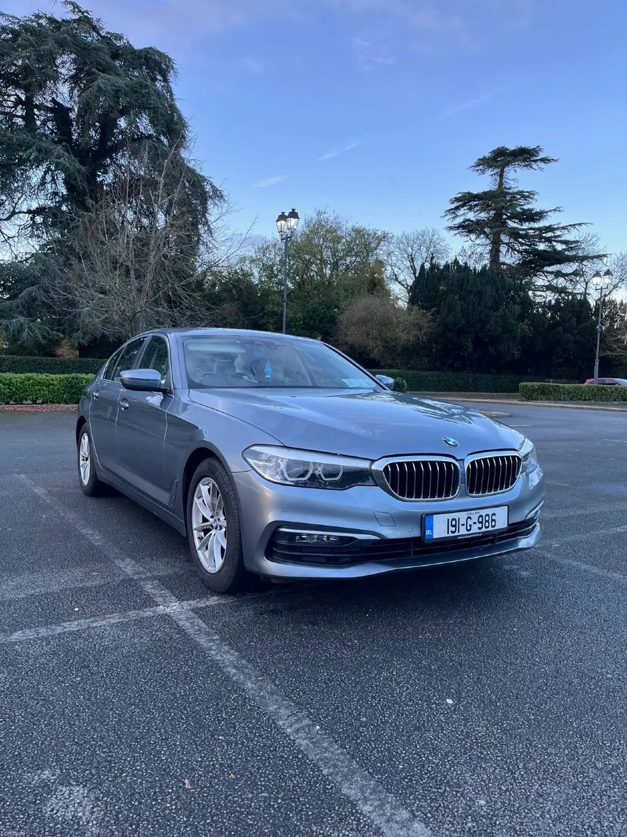 BMW 5-Series  2019 520D Xdrive - Image 1