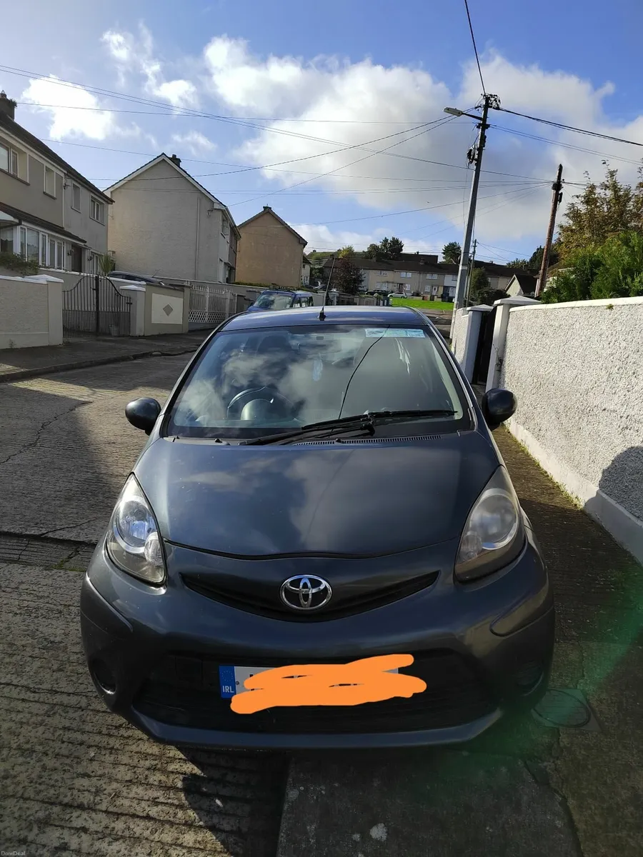 Toyota Aygo 2012 - Image 2