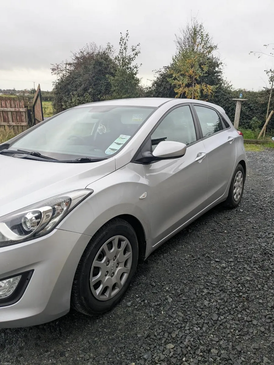Hyundai i30 2014 - Image 2