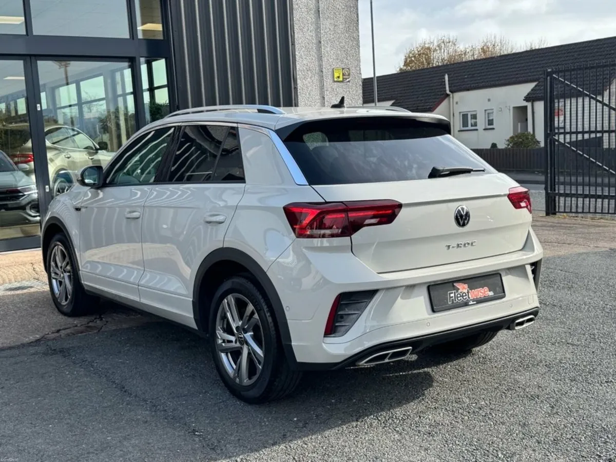 1.5 TSI R-Line SUV 5dr Petrol DSG Euro 6 (s/s) (15 - Image 4