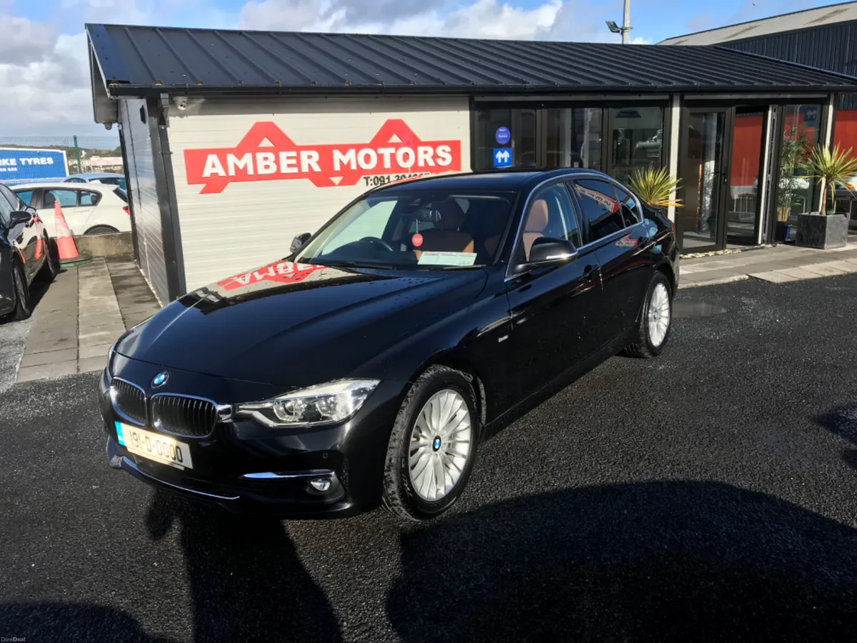 2019 BMW 320D Automatic - Image 3