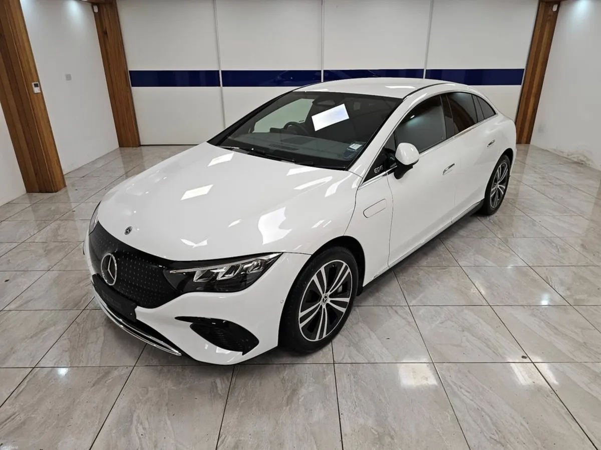 Mercedes-Benz EQE 350 SPORT + - Image 3