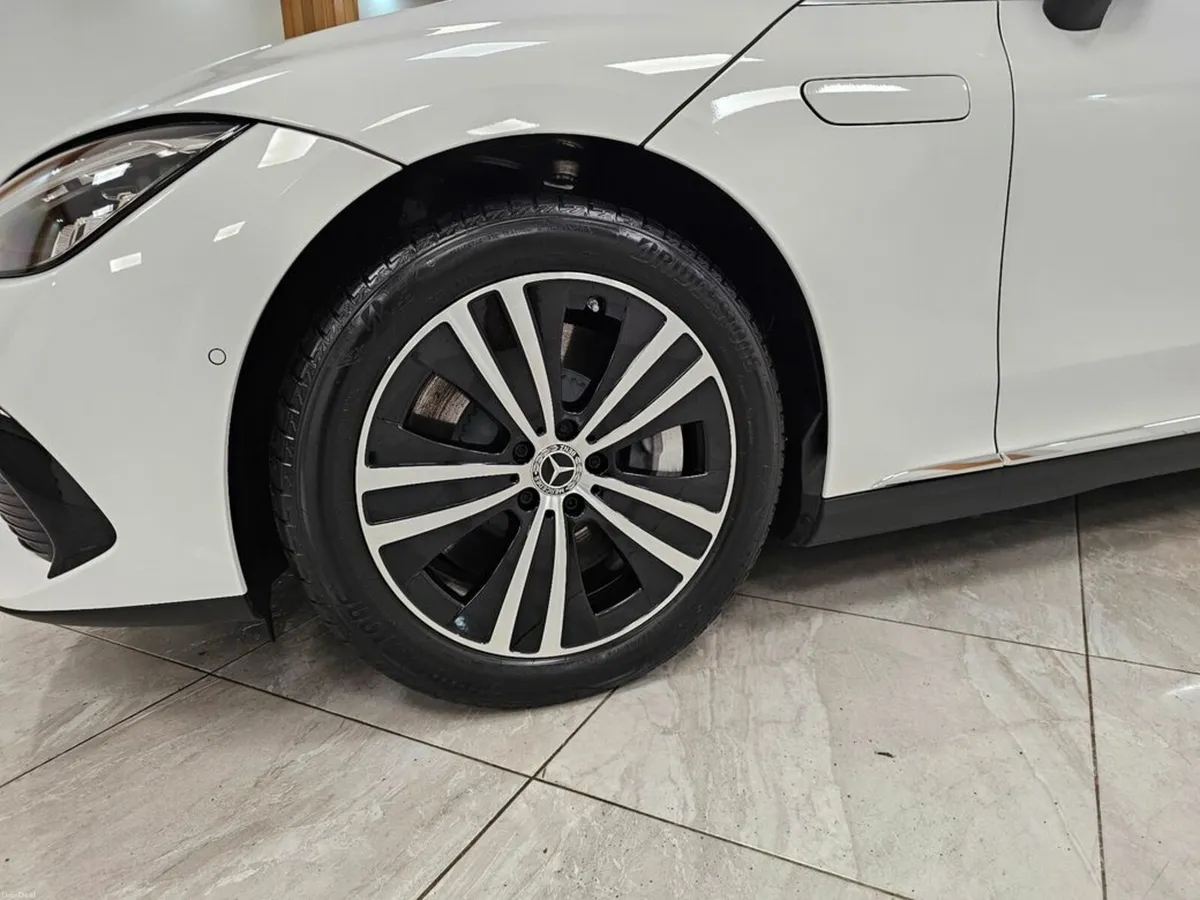 Mercedes-Benz EQE 350 SPORT + - Image 4