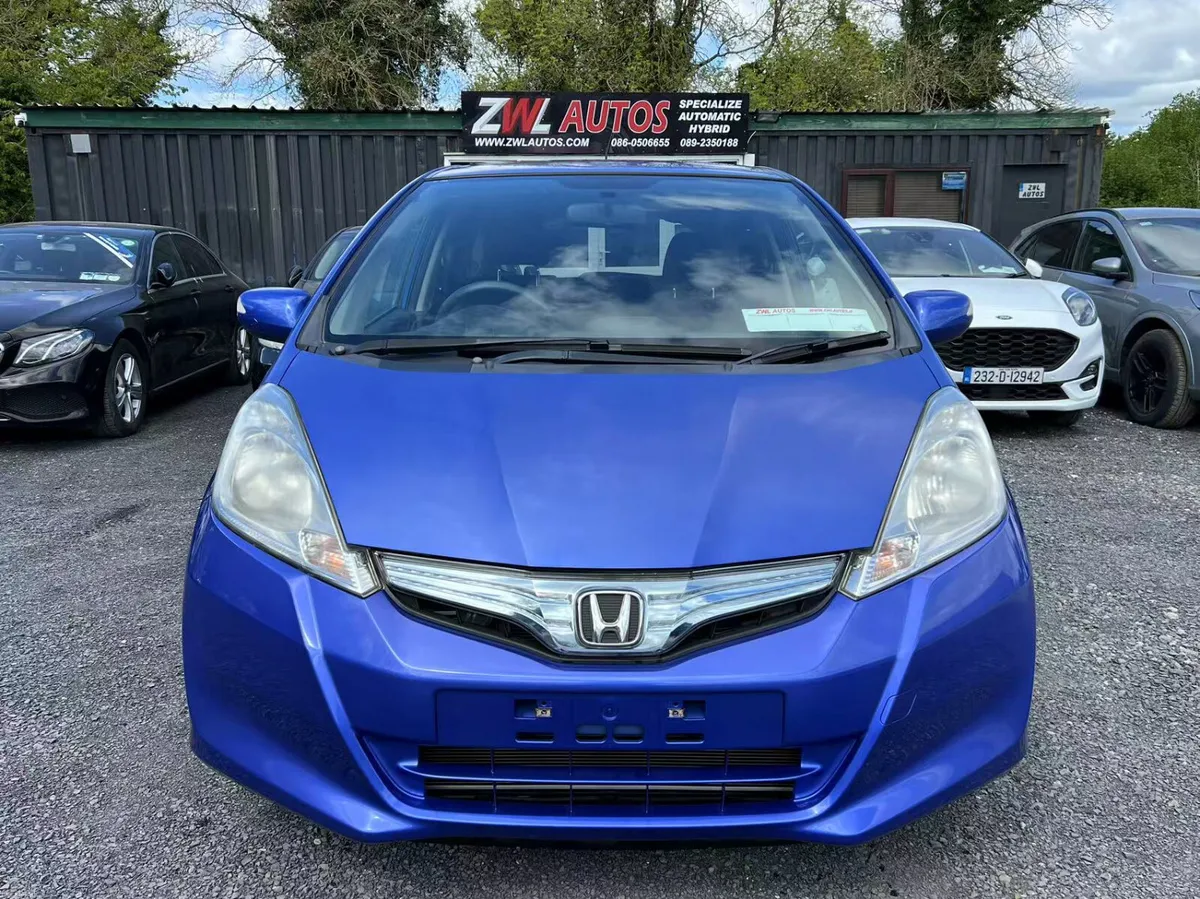 2012 Honda Fit Hybrid - Image 3