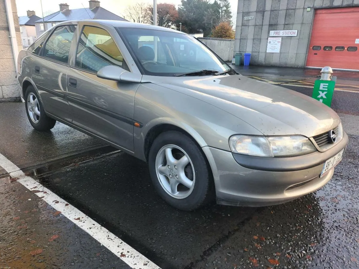 Opel Vectra B 1.8 Auto - Image 1