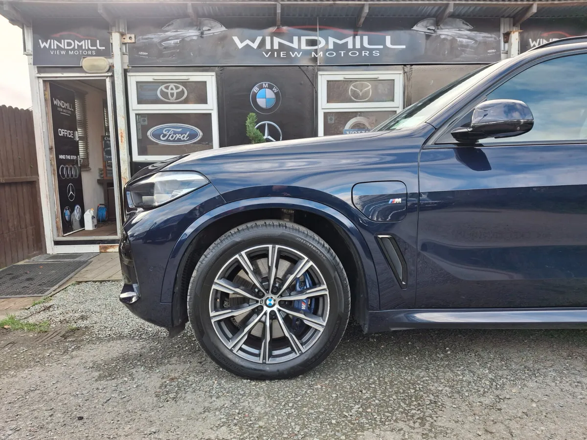 BMW X5 GO5 M SPORT HYBRID - Image 4