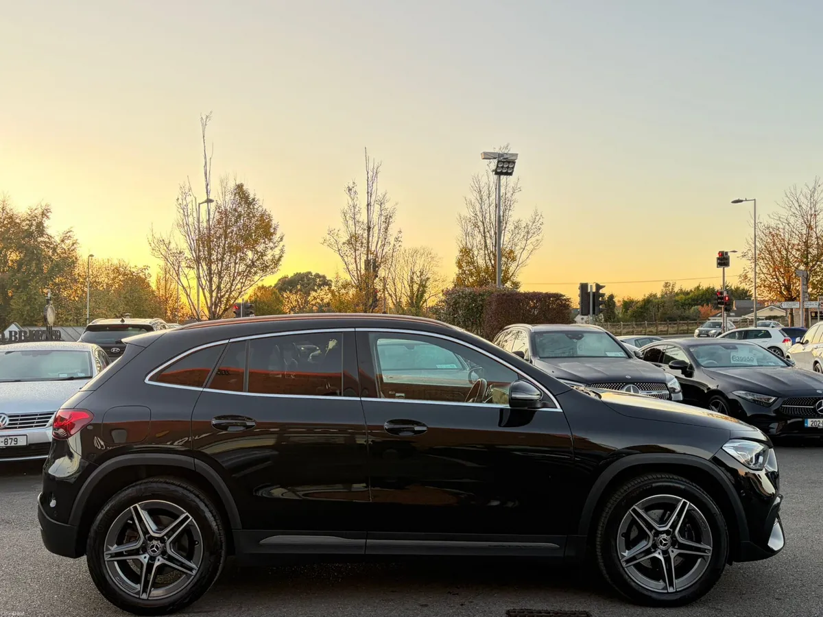 221 Mercedes-Benz GLA 250E AMG Line - Image 4