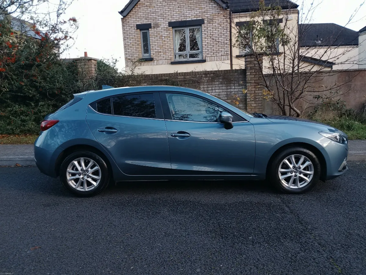 Mazda Mazda3 1.5 Skyactiv-d Se-l NAV 5DR - Image 2