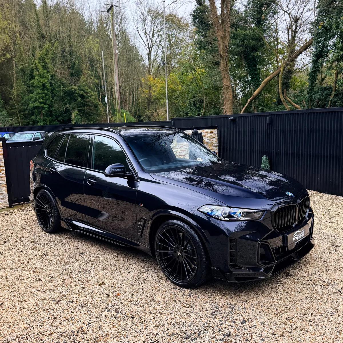 DEPOSIT TAKEN 2023 (232)  BMW X5 50E MSPORT - Image 3