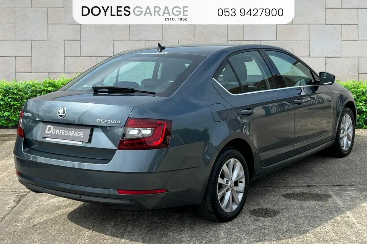Skoda Octavia Ambition 1.0 TSi Petrol 115bhp - Image 4