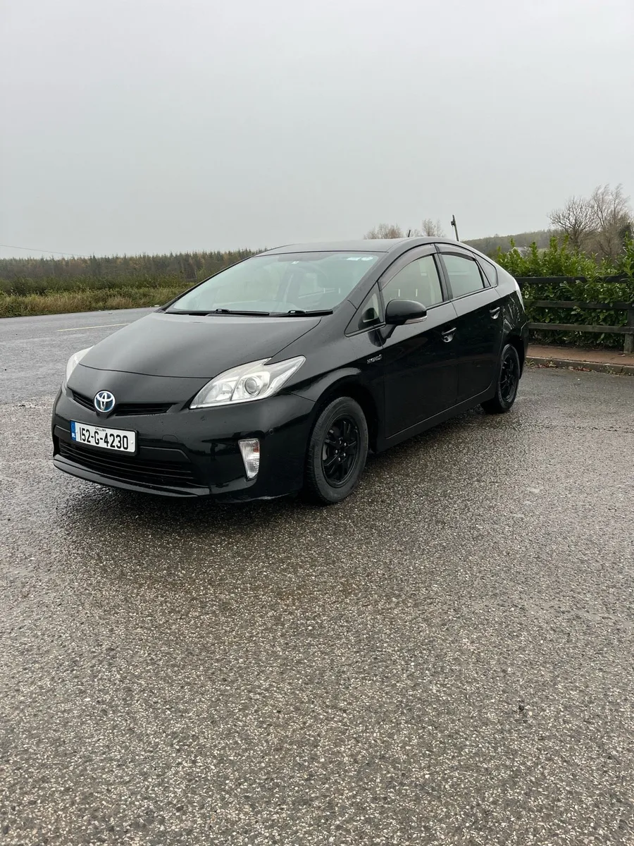 TOYOTA PRIUS HYBRID NCT 2-27 - Image 3