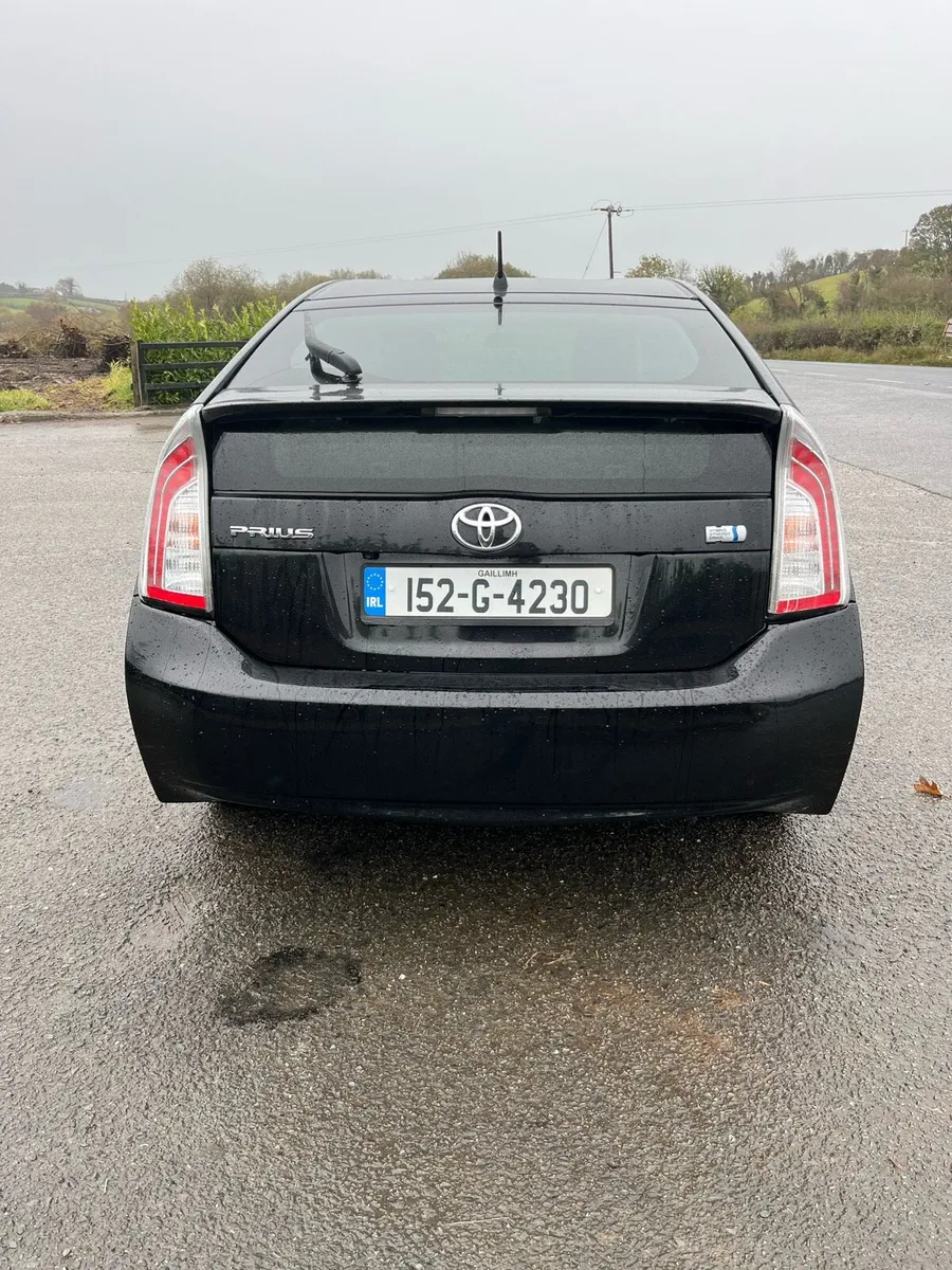 TOYOTA PRIUS HYBRID NCT 2-27 - Image 4