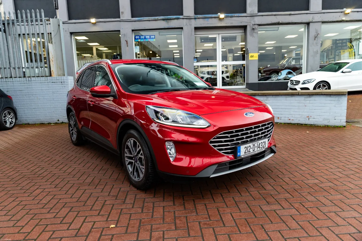 KUGA TITANIUM 2.5 PHEV 5DR ESTATE AUTO IRISH CAR - Image 1